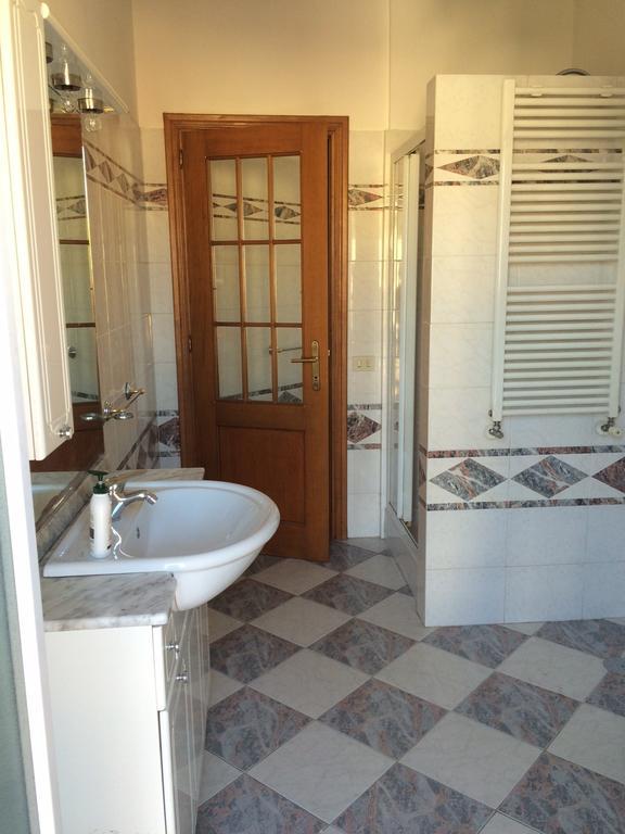 Apartment Via Del Trullo Rome